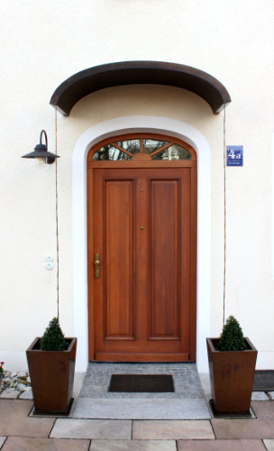 vordach schmiedebronze